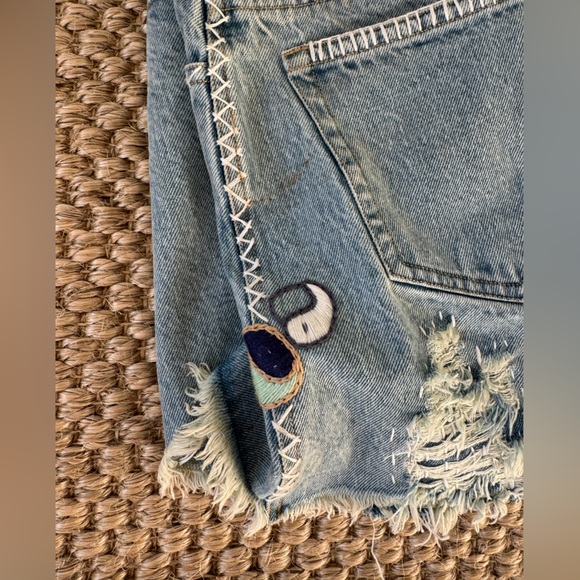 SEA NY Marion mended denim shorts blue size 00 - Picture 7 of 10
